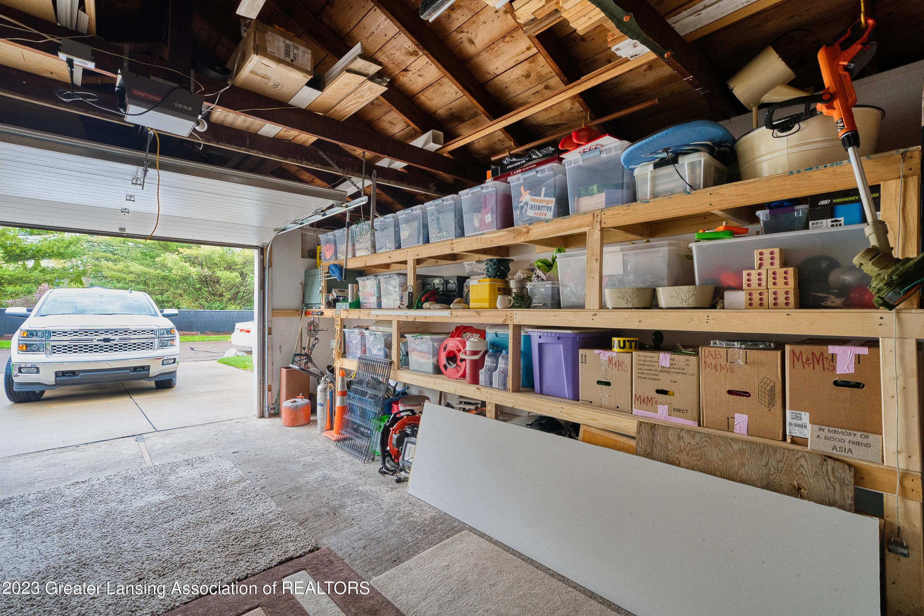 4405 Old Lansing Road Lansing, MI 48917 - Photo 18 of 42 Garage
