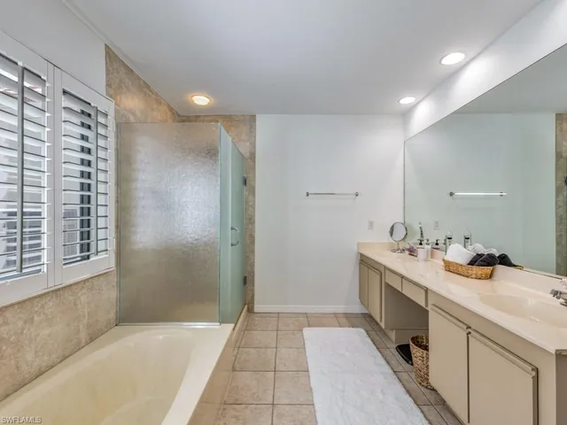 $7,500 | 825 Reef Point Circle, Naples, FL 34108