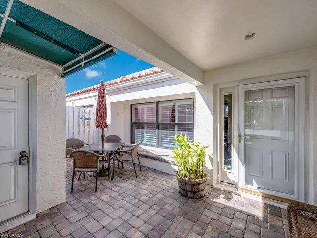 $7,500 | 825 Reef Point Circle, Naples, FL 34108