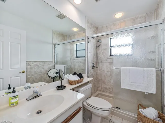 $7,500 | 825 Reef Point Circle, Naples, FL 34108