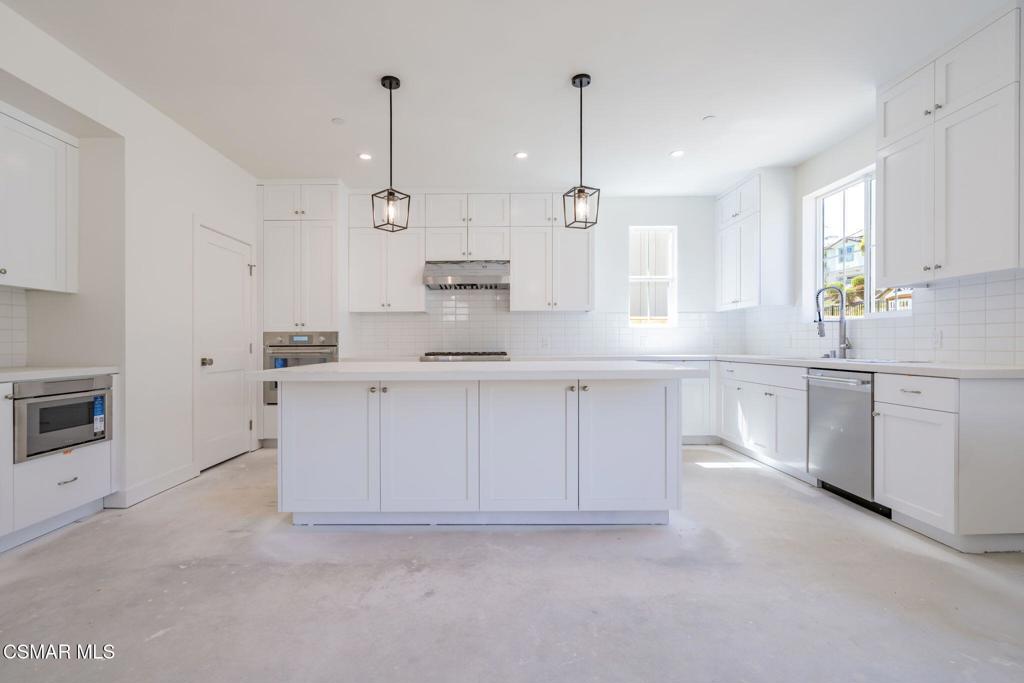 4699 Summit Avenue Simi Valley, CA 93063 - Photo 21 of 64