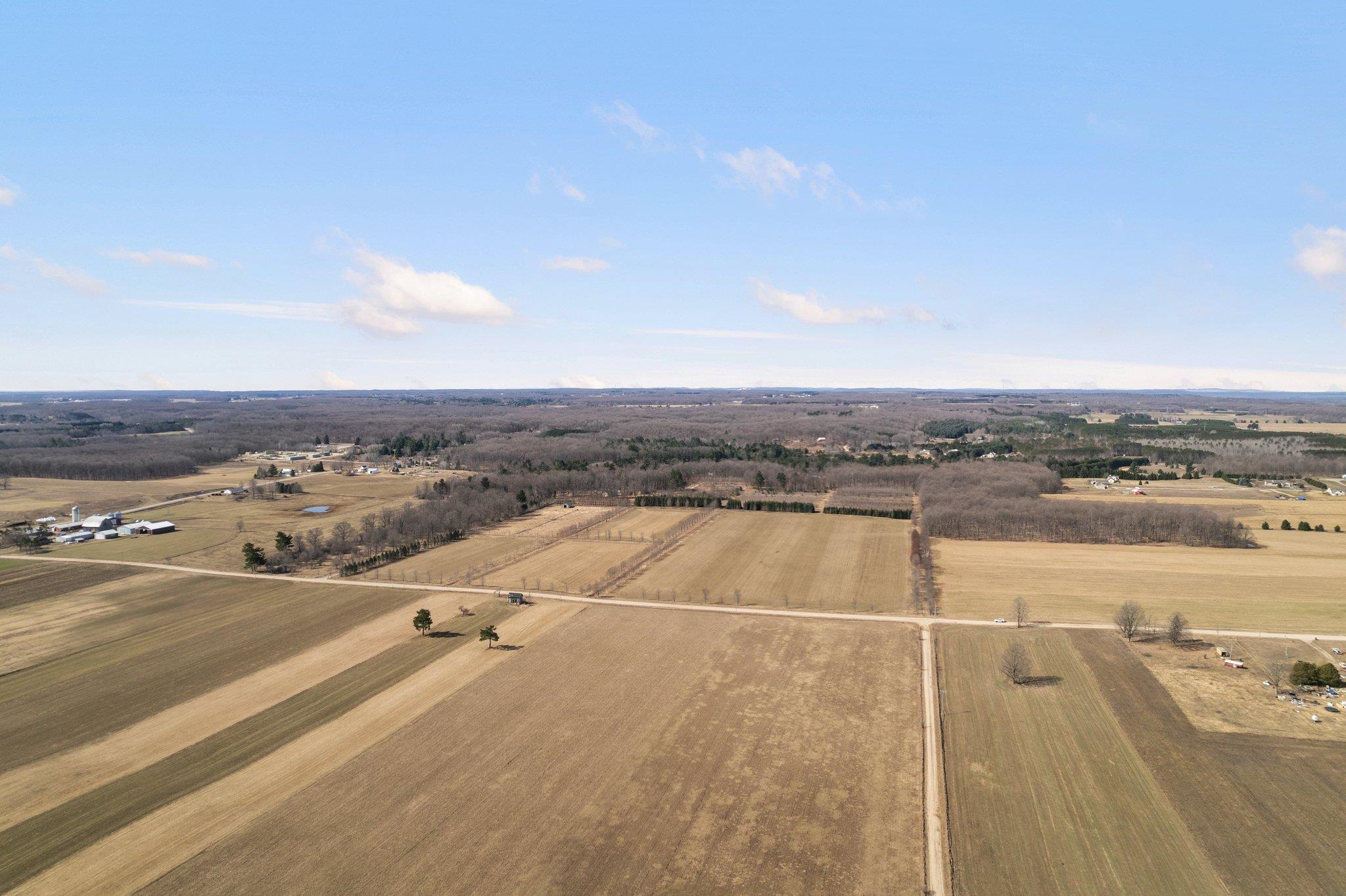 B Fox Road Buckley, MI 49620 - Photo 7 of 24