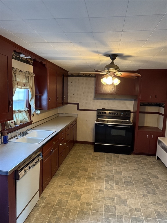8 Manor Road Auburn, MA 01501 - Photo 11 of 21 Gallery Image 11