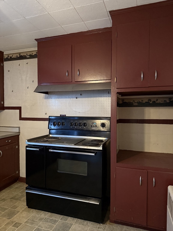 8 Manor Road Auburn, MA 01501 - Photo 12 of 21 Gallery Image 12