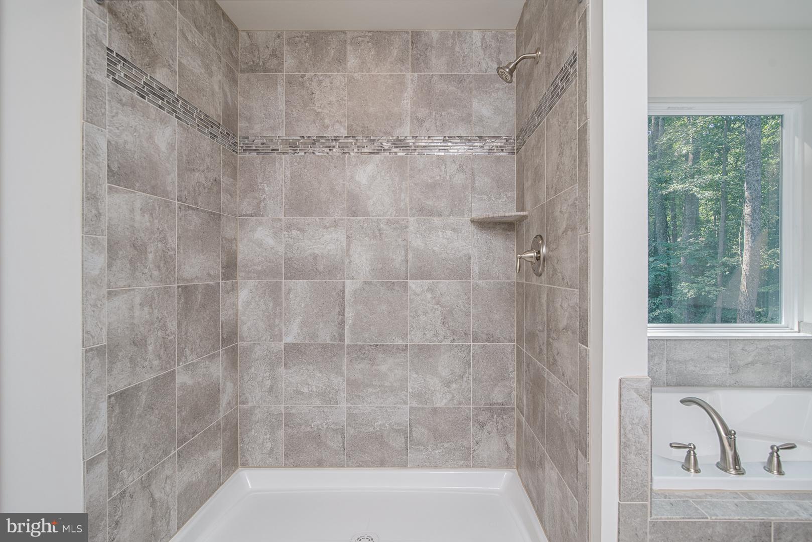 363 Ferry Road Fredericksburg, VA 22405 - Photo 14 of 29 Bath (Master)