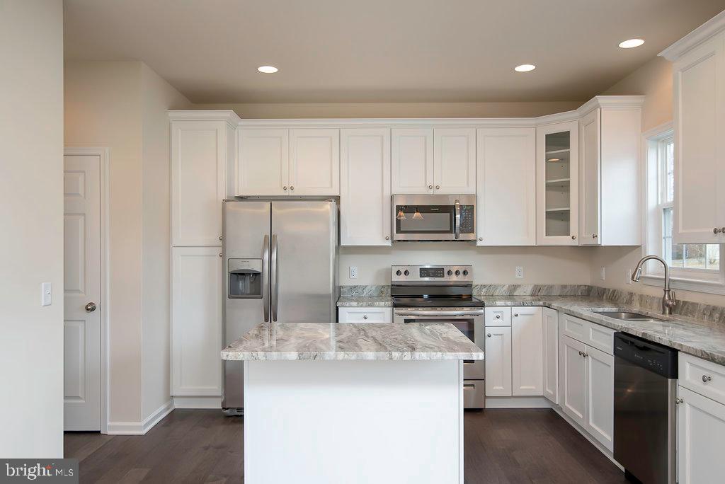363 Ferry Road Fredericksburg, VA 22405 - Photo 7 of 29 shown w upgraded quartz countertops