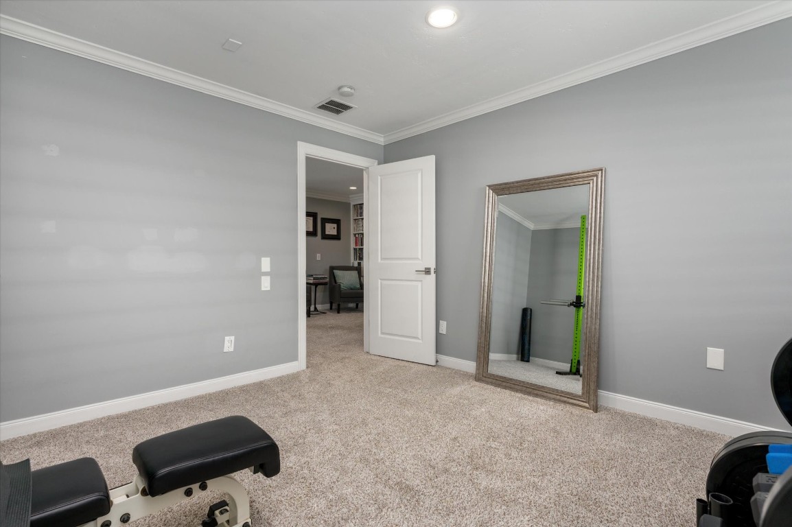 211 Valmar Street Kemah, TX 77565 - Photo 36 of 50 an empty room with closet and a window
