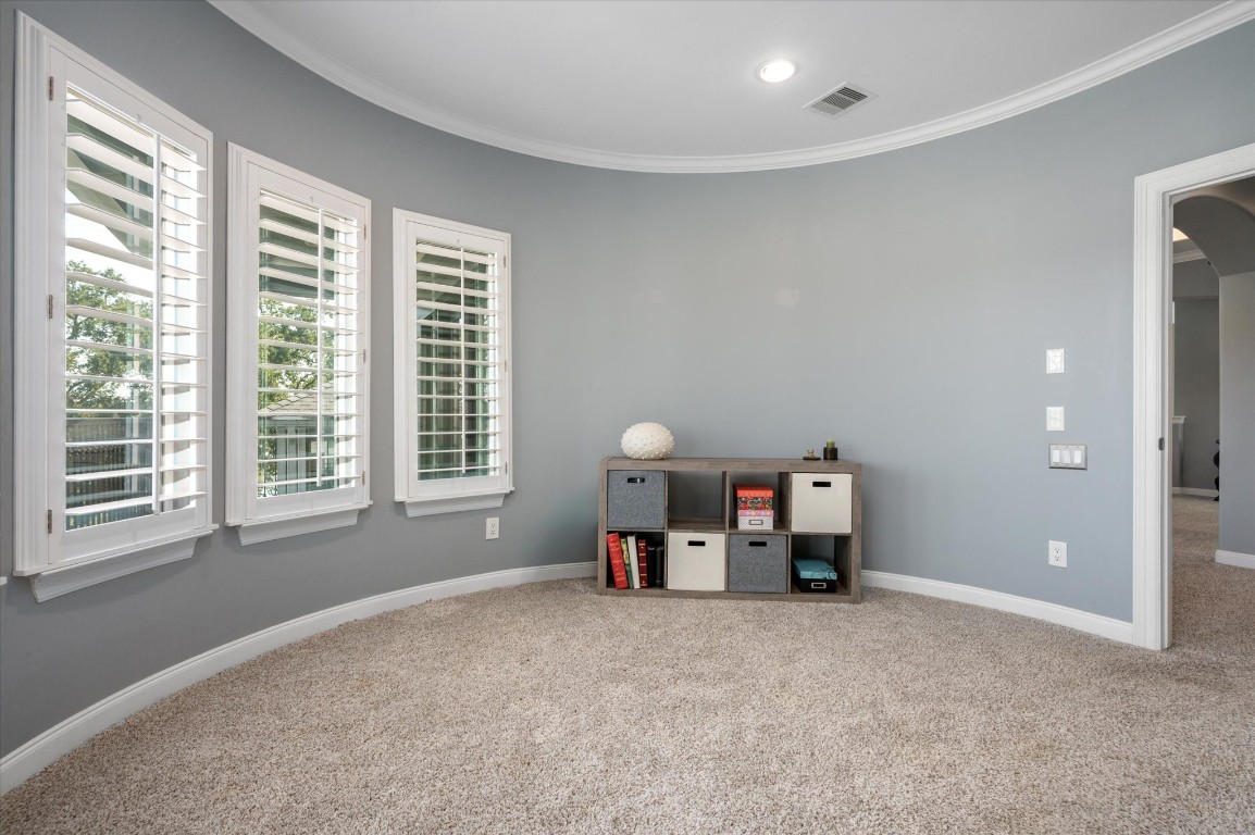211 Valmar Street Kemah, TX 77565 - Photo 50 of 50 a room with furniture and a window