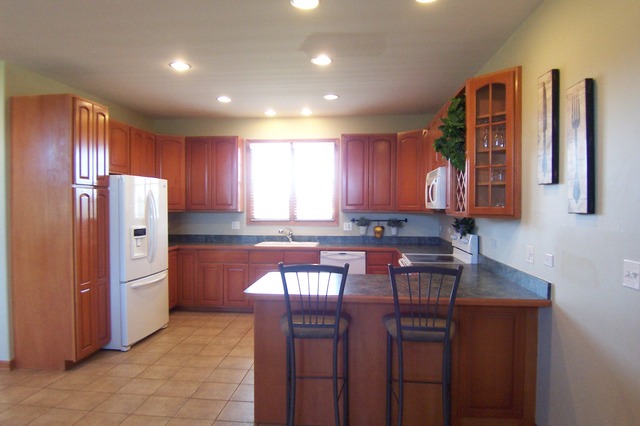 8214 Eagle Ridge Spring Grove, IL 60081 - Photo 7 of 24