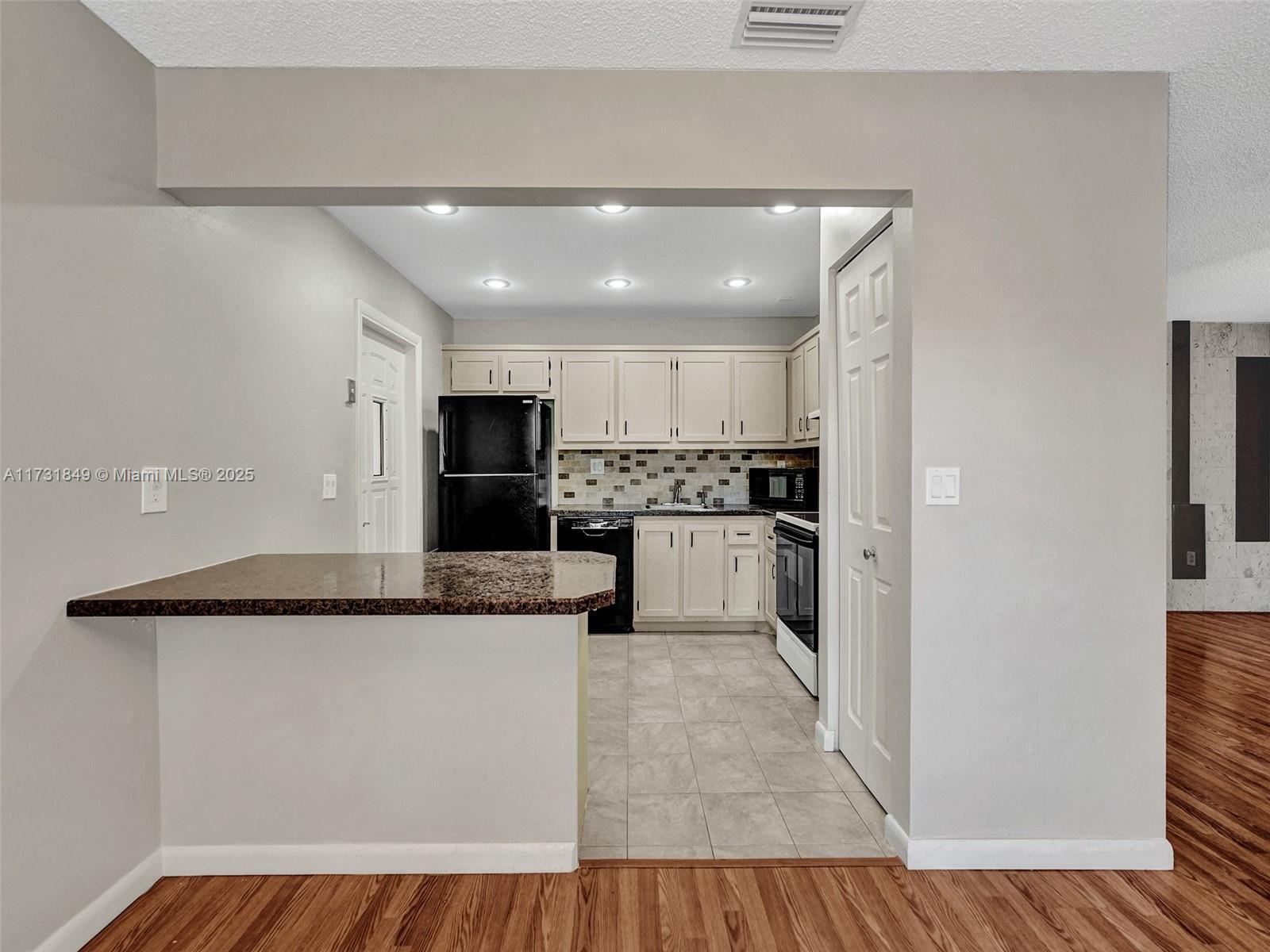 3641 West Forge Road, Unit 33 Davie, FL 33328 - Photo 14 of 55 Gallery Image 14