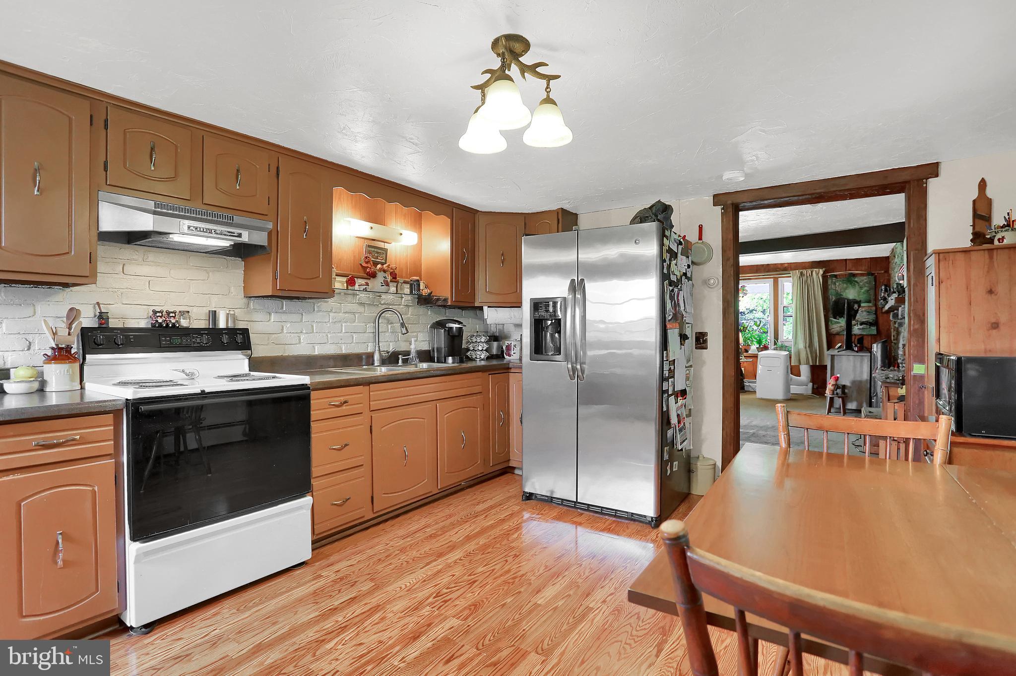 2422 Black Rock Road Hanover, PA 17331 - Photo 10 of 31