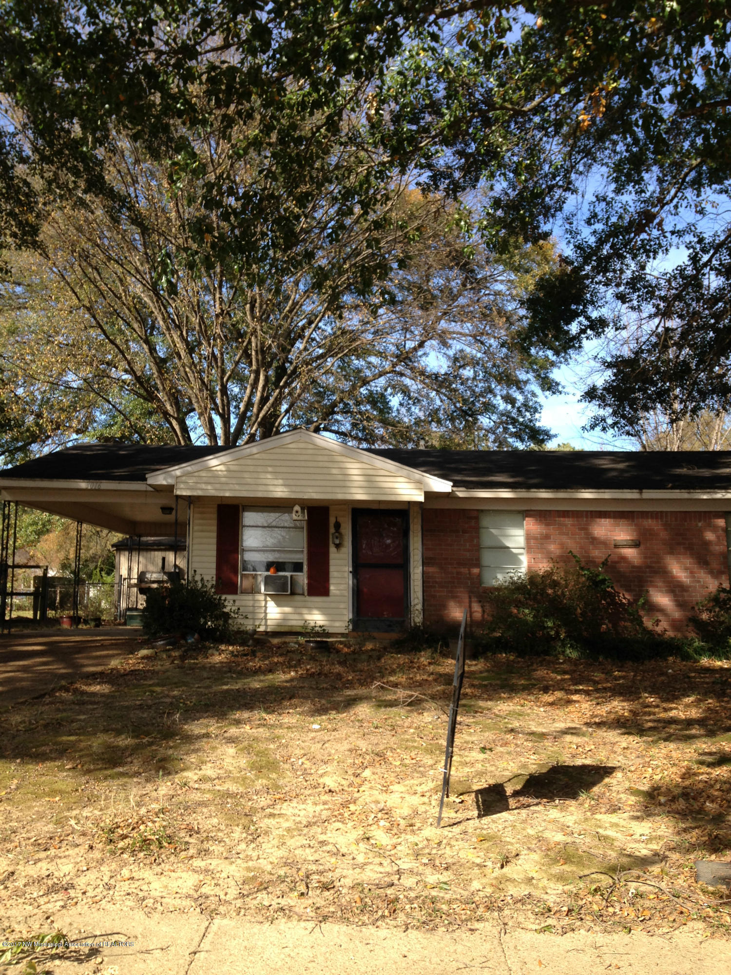 3016 Mayfair Road Horn Lake, MS 38637 - Photo 1 of 12 mayfair1