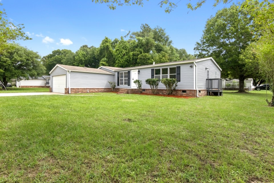 16323 Fawn Ridge Drive Conroe, TX 77302 - Photo 3 of 24