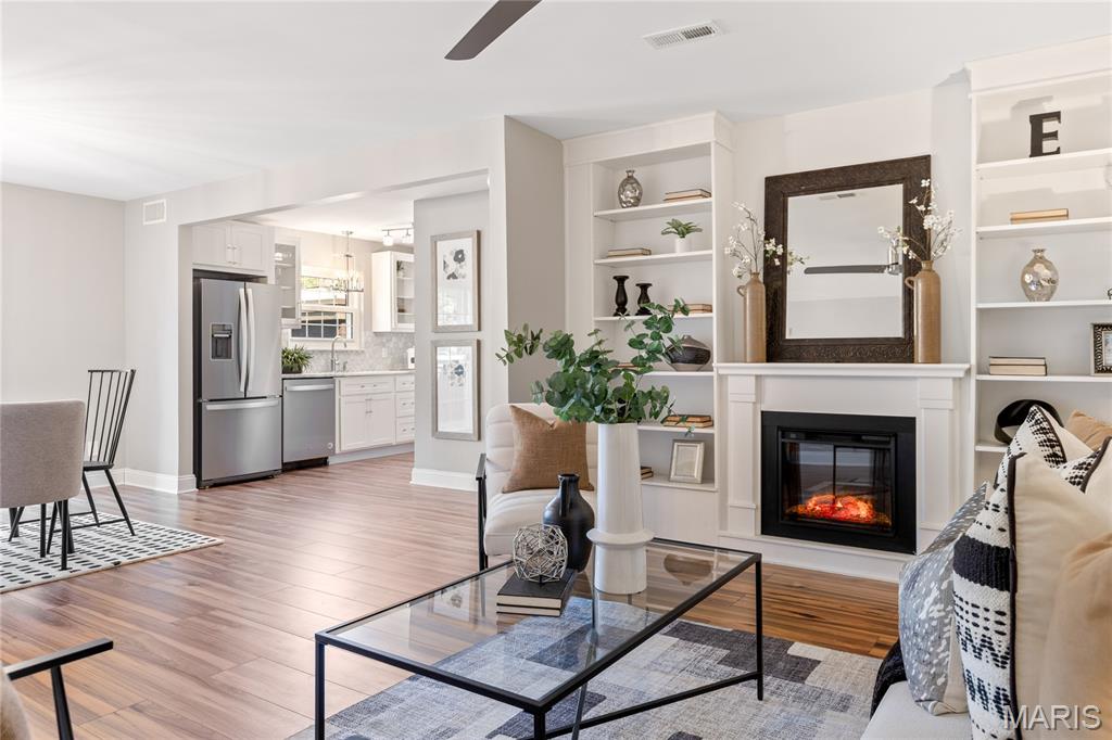 13515 Coliseum Drive, Unit E Chesterfield, MO 63017 - Photo 4 of 17