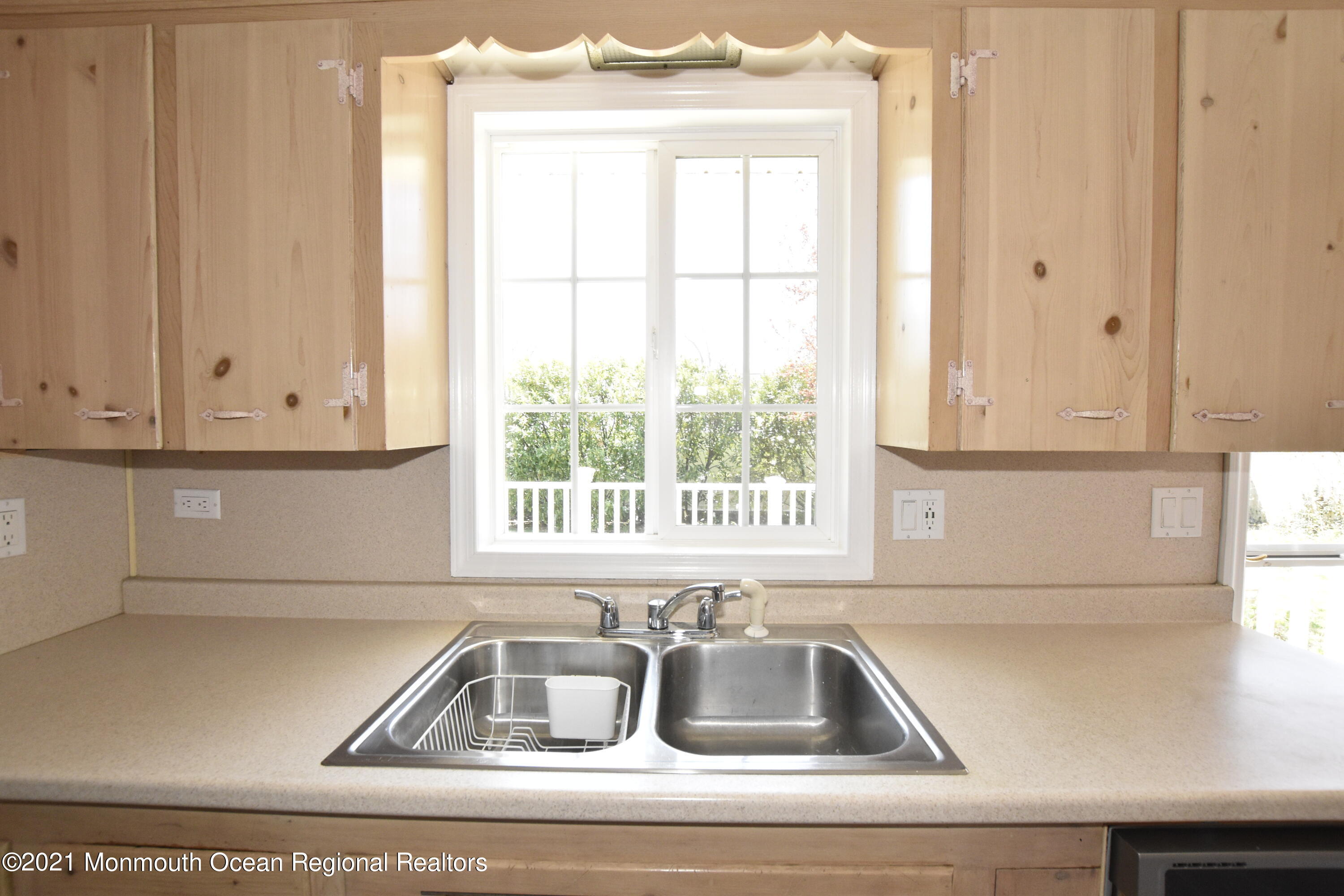1016 Old Farm Road Point Pleasant, NJ 08742 - Photo 14 of 49 _DSC0353