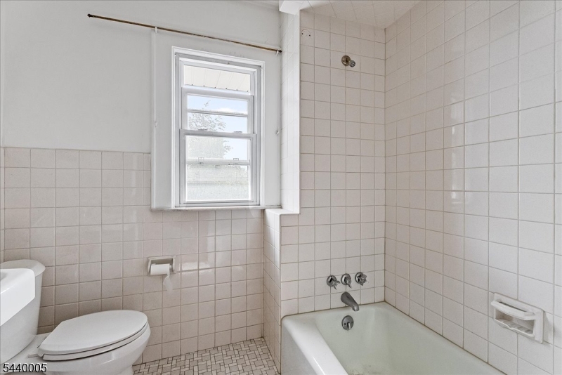 425 New Market Road, Unit 2 Piscataway, NJ 08854 - Photo 9 of 18
