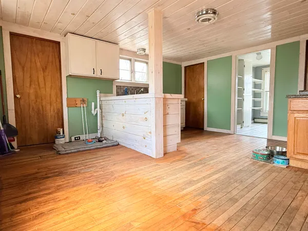 $287,500 | 222 North Main Street, Newport, NH 03773