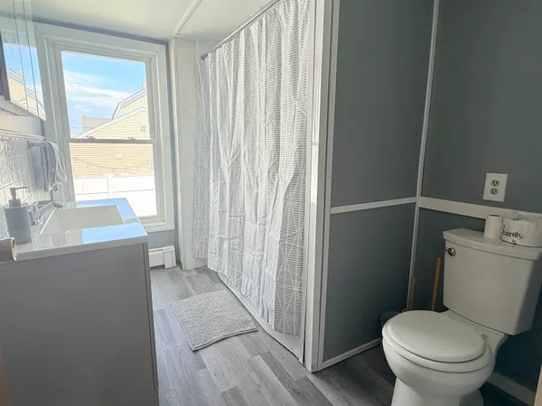 $287,500 | 222 North Main Street, Newport, NH 03773