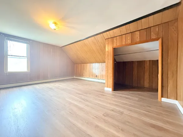 $287,500 | 222 North Main Street, Newport, NH 03773