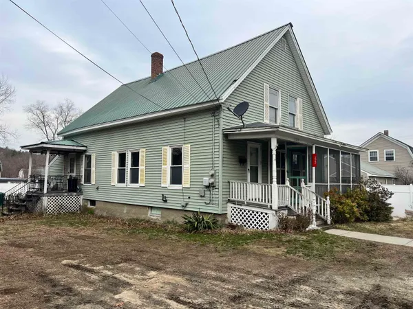 $287,500 | 222 North Main Street, Newport, NH 03773
