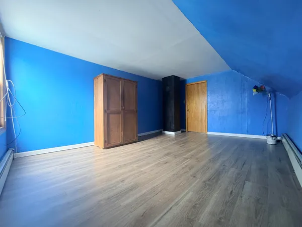 $287,500 | 222 North Main Street, Newport, NH 03773