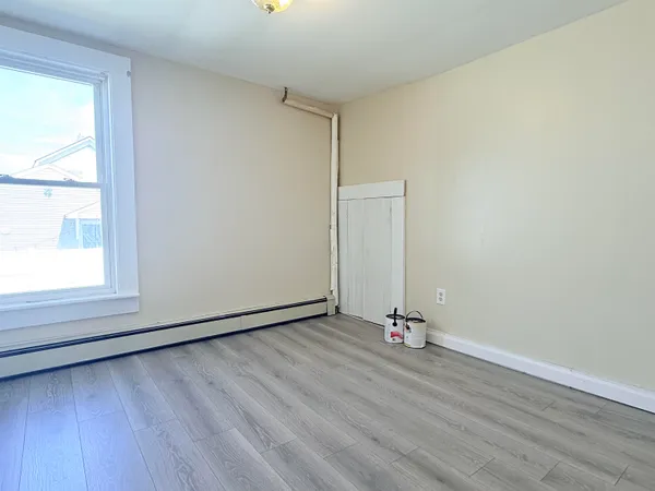 $287,500 | 222 North Main Street, Newport, NH 03773