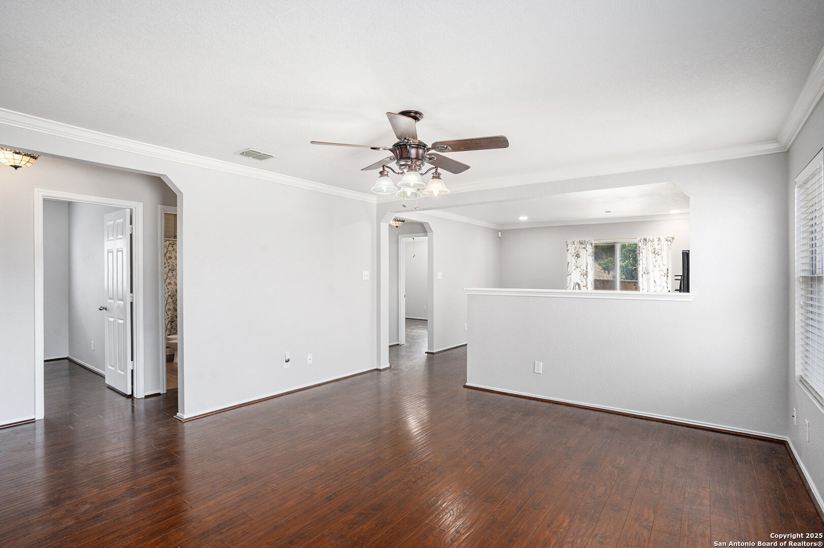 3402 Ashleaf San Antonio, TX 78261 - Photo 6 of 29