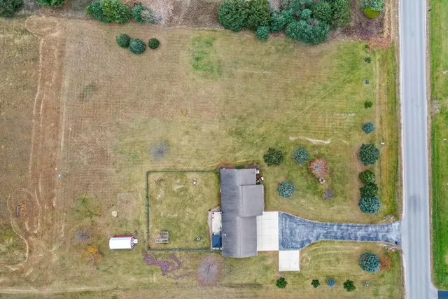 $419,900 | 8144 South Chase Road, Pulaski, WI 54162