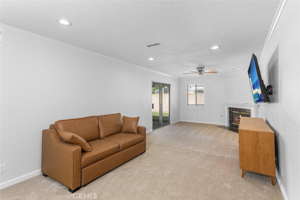 6274 Goldenrod Lane Riverside, CA 92504 - Photo 16 of 49