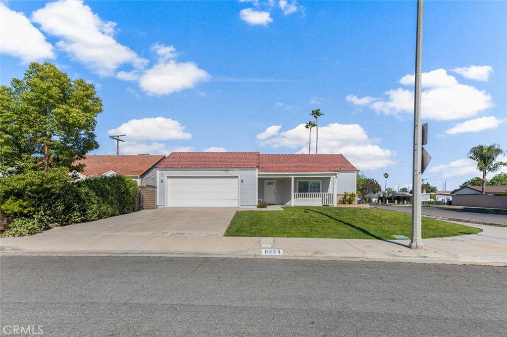 6274 Goldenrod Lane Riverside, CA 92504 - Photo 4 of 49