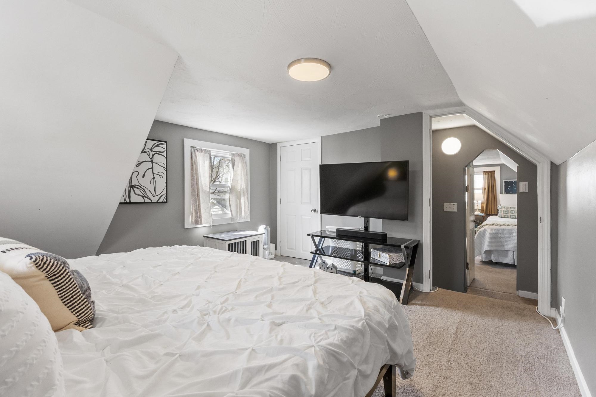 5 Middle Street Nashua, NH 03060 - Photo 28 of 42