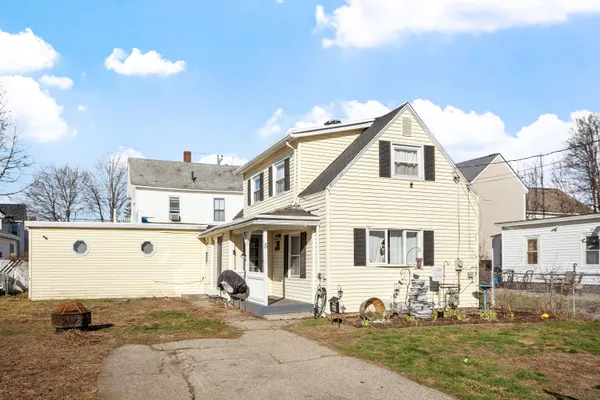 $379,000 | 5 Middle Street, Nashua, NH 03060