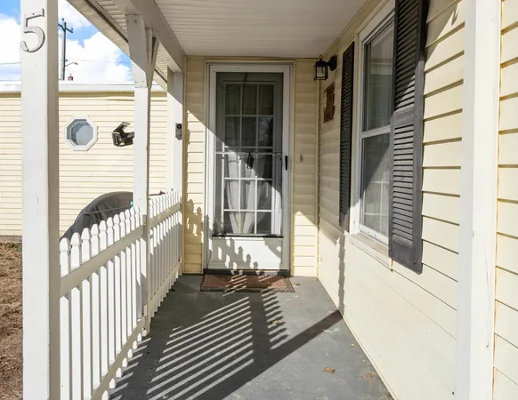 $379,000 | 5 Middle Street, Nashua, NH 03060
