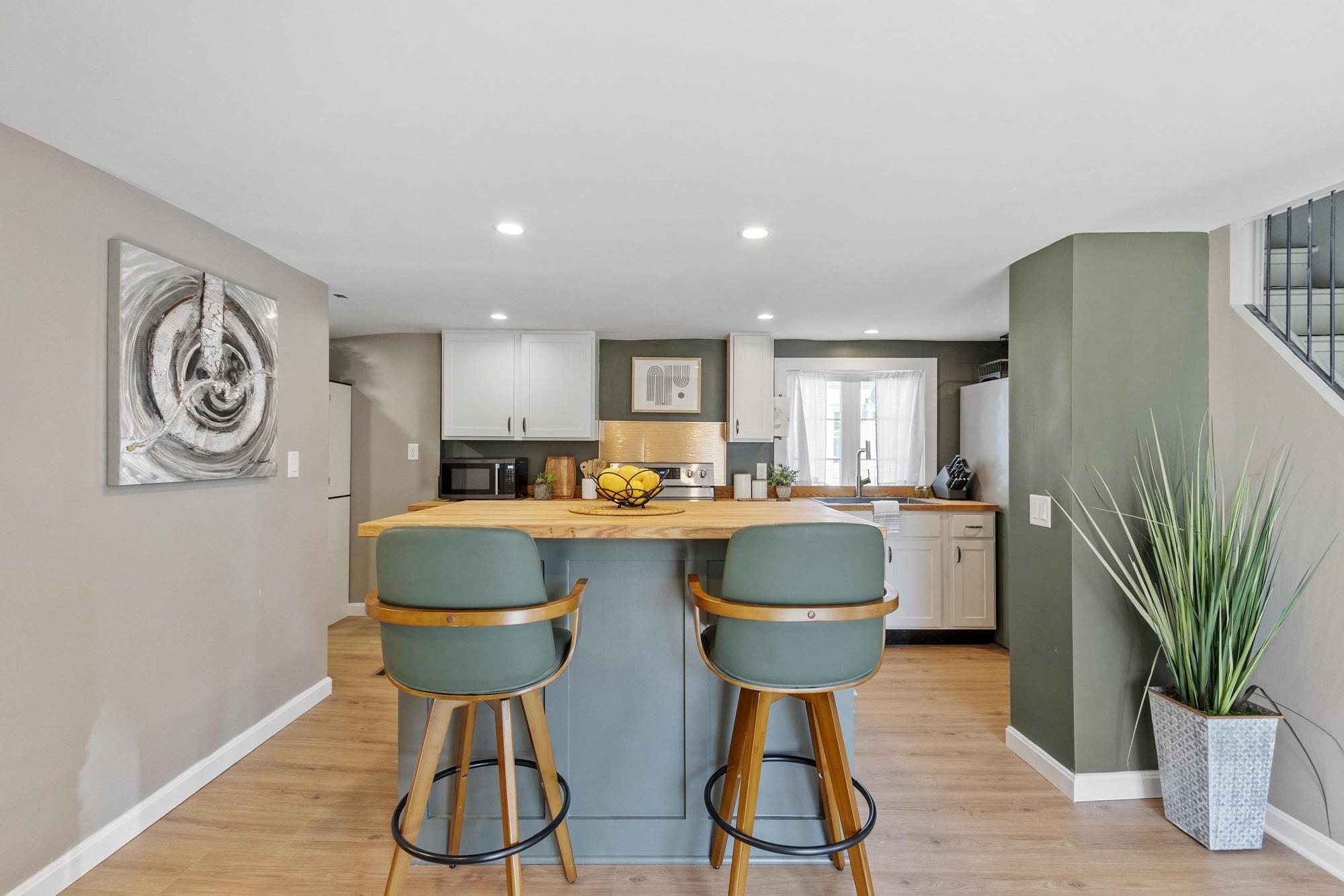 5 Middle Street Nashua, NH 03060 - Photo 7 of 42