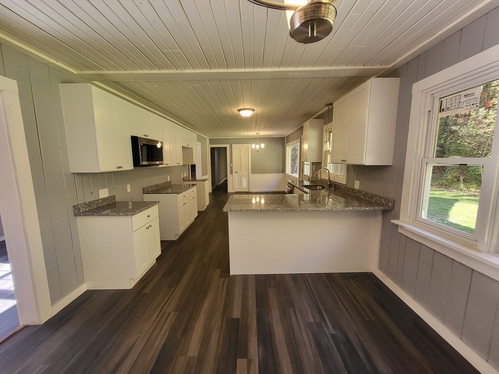 434 Blandford Road Russell, MA 01071 - Photo 12 of 35 Gallery Image 12