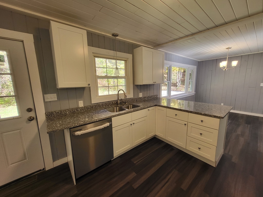 434 Blandford Road Russell, MA 01071 - Photo 8 of 35 Gallery Image 8