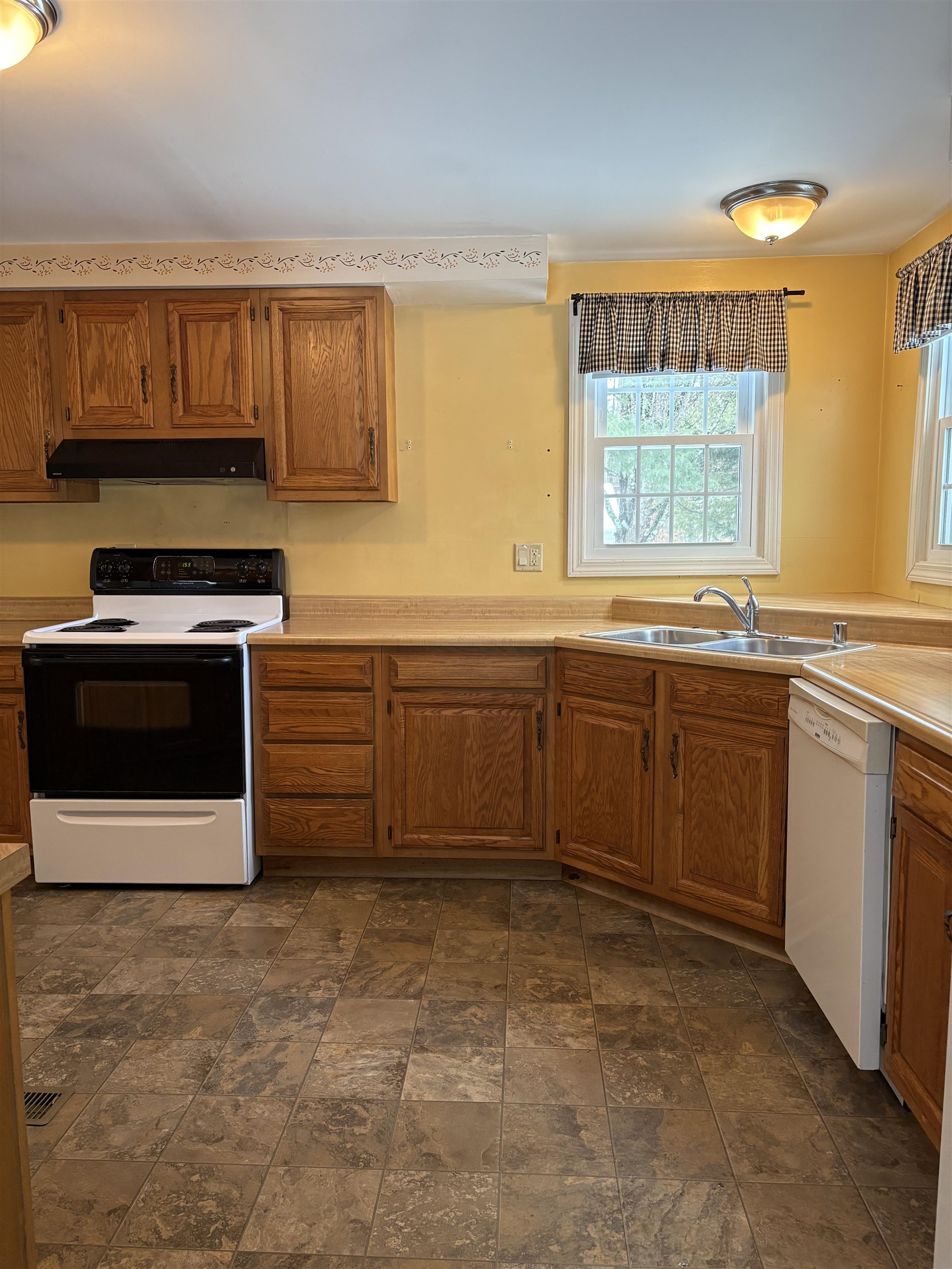 25 Sunset Drive Hopkinton, NH 03229 - Photo 8 of 24