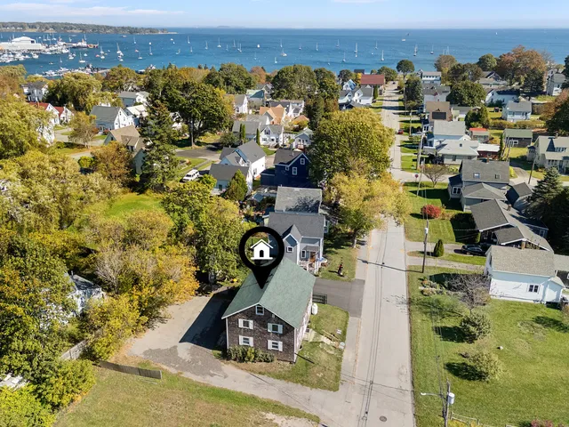 $399,000 | 26 Crescent Street, Unit 2628, Rockland, ME 04841