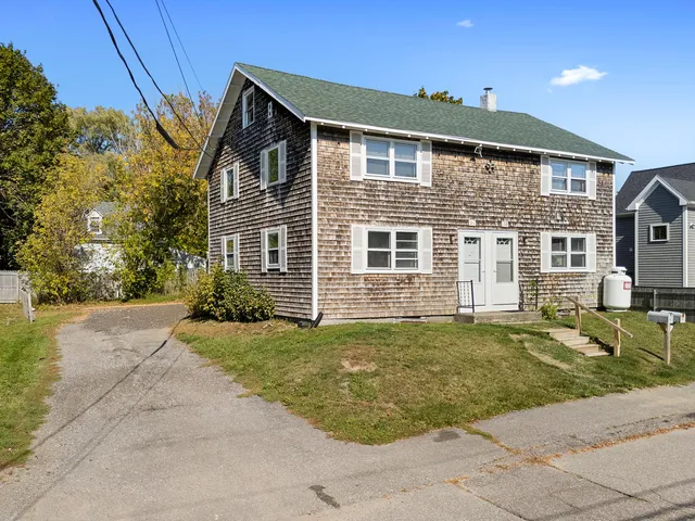 $399,000 | 26 Crescent Street, Unit 2628, Rockland, ME 04841