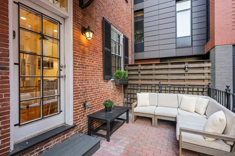 $1,459,000 | 1724 Washington Street, Unit 2, Boston, MA 02118