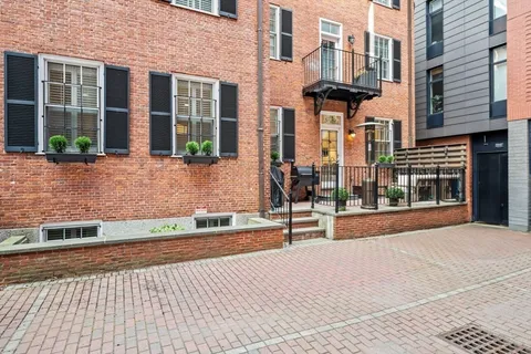 $1,459,000 | 1724 Washington Street, Unit 2, Boston, MA 02118