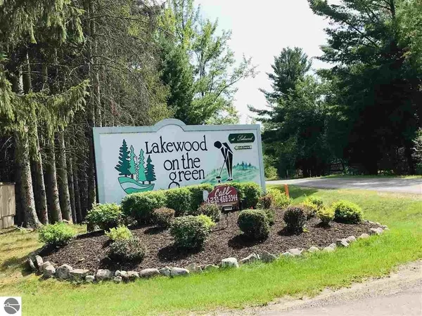 $14,000 | Lot 5 White Pine Drive, Cadillac, MI 49601