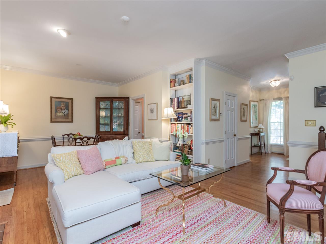 403 Crabbery Lane Raleigh, NC 27609 - Photo 8 of 30 Gallery Image 8