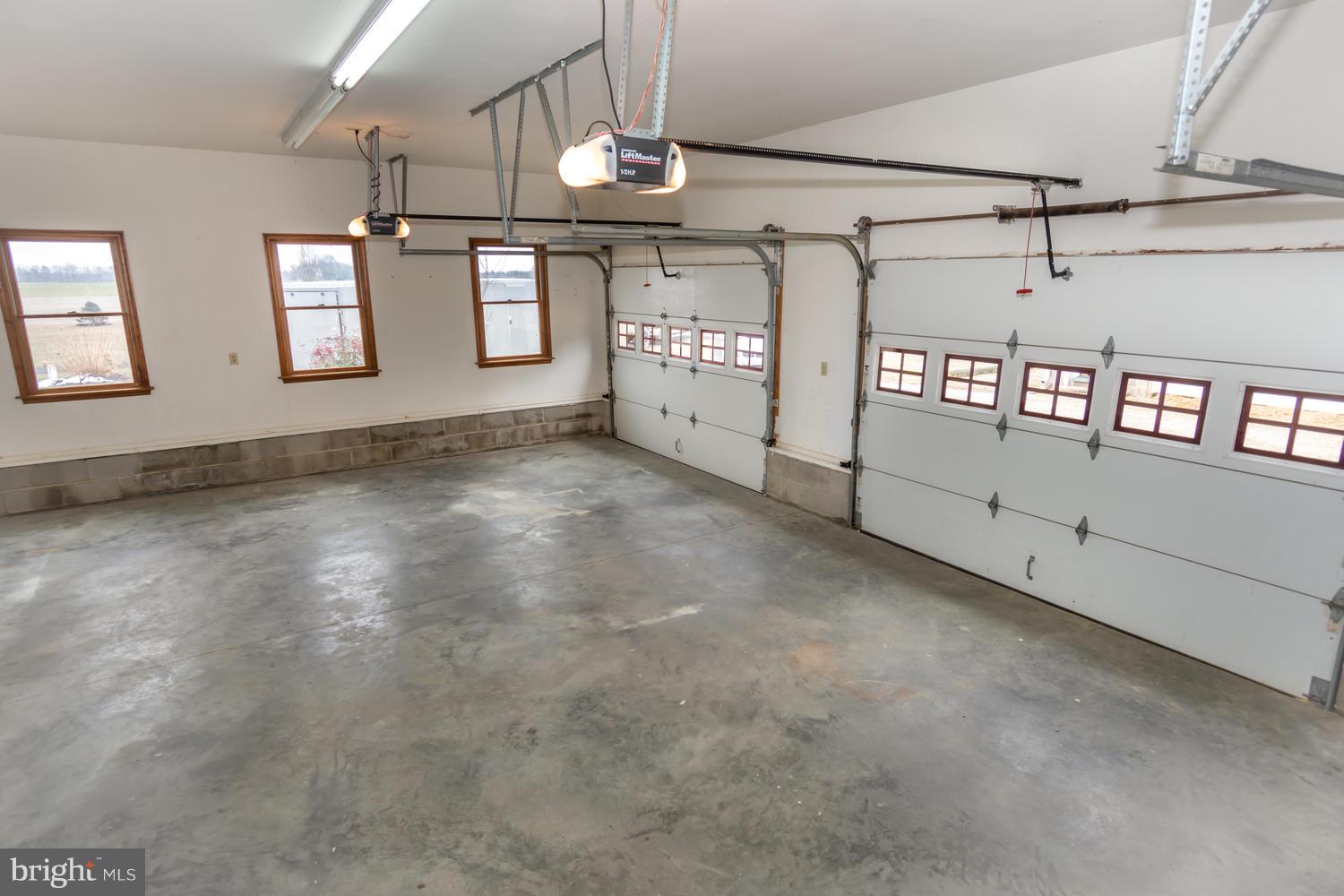 12168 Holly Road Ridgely, MD 21660 - Photo 26 of 46 Attached Garage