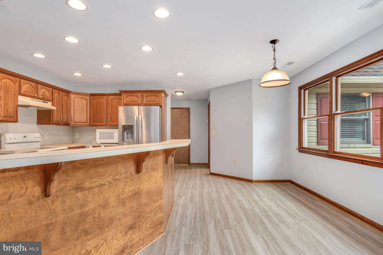 12168 Holly Road Ridgely, MD 21660 - Photo 8 of 46 Kitchen with Table Space