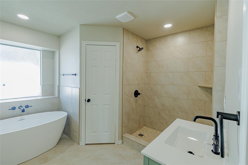 1376 County Road 4651 Rhome, TX 76078 - Photo 28 of 39 Gallery Image 28