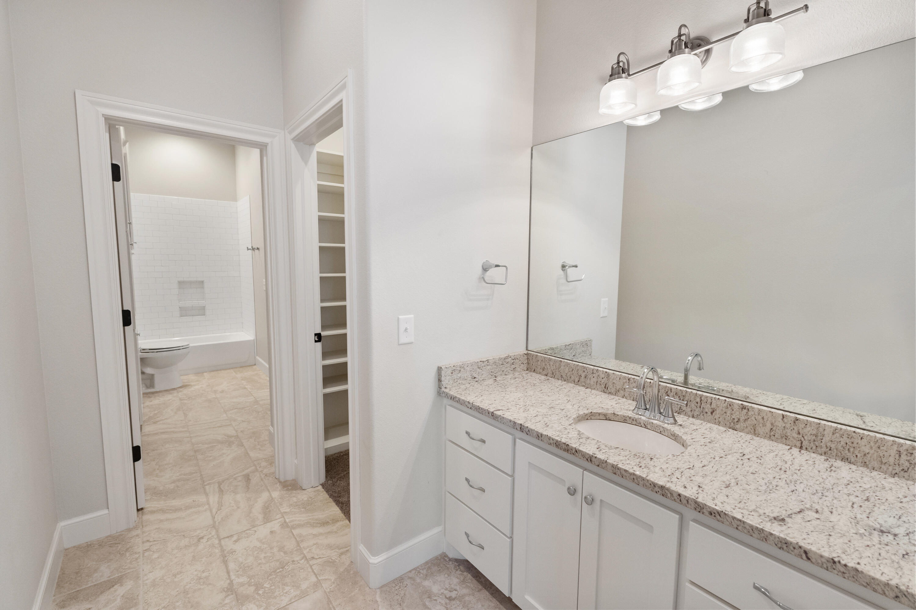 7036 100th Street Lubbock, TX 79424 - Photo 33 of 40 DSC06068