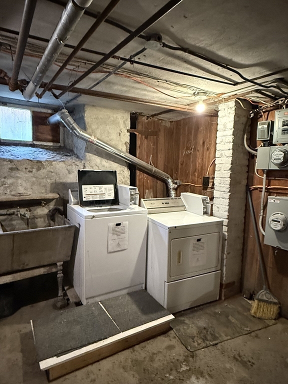 158 Forest Street Fall River, MA 02721 - Photo 32 of 35