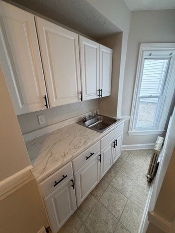 158 Forest Street Fall River, MA 02721 - Photo 8 of 35
