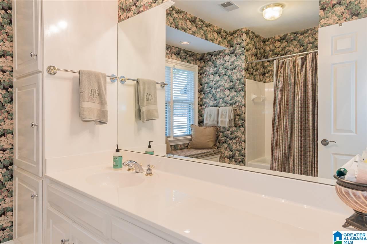 2048 Magnolia Ridge Birmingham, AL 35243 - Photo 33 of 50